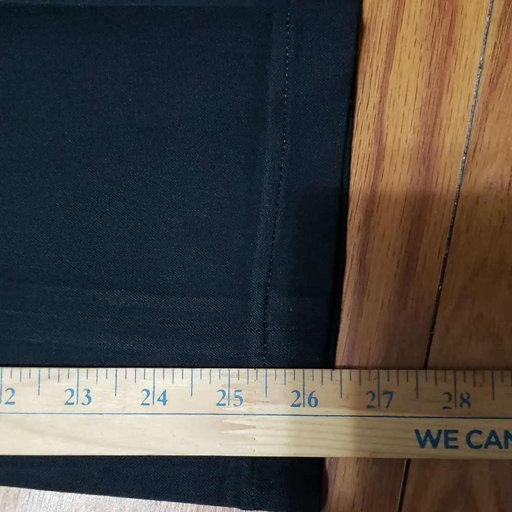 ST JOHN SPORT High Waisted Classic Black Pants‎
